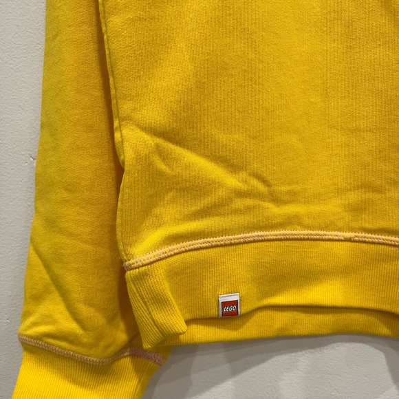 NEW WOMEN’S LEGO COLLECTION x TARGET SWEATSHIRT PULLOVER SWEATER SIZE M MEDIUM - Picture 2 of 9